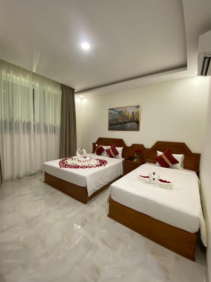 Royal Hotel Bac Lieu Екстериор снимка