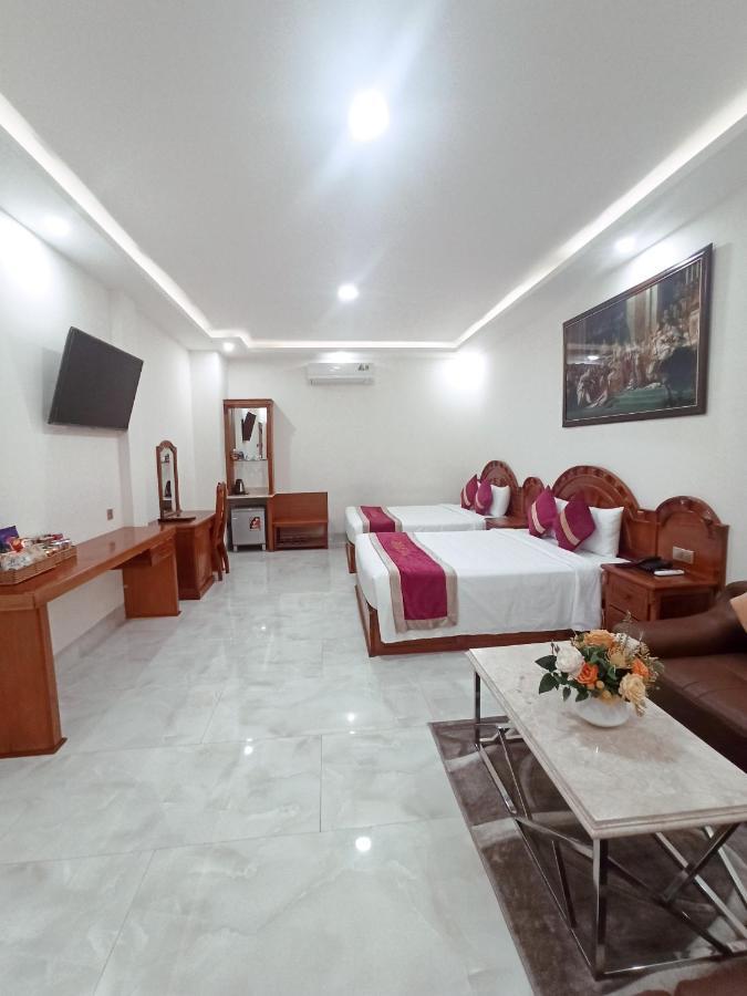 Royal Hotel Bac Lieu Екстериор снимка